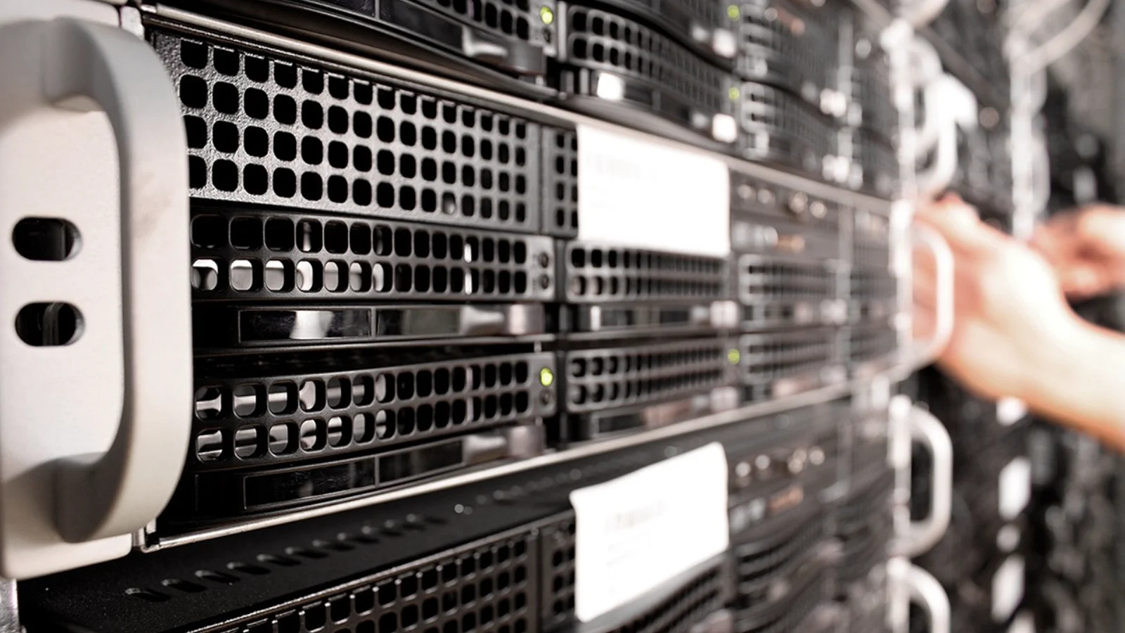 n8n AI agent memory database connection